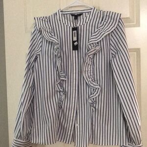 Size 8 banana Republic shirt brand new.